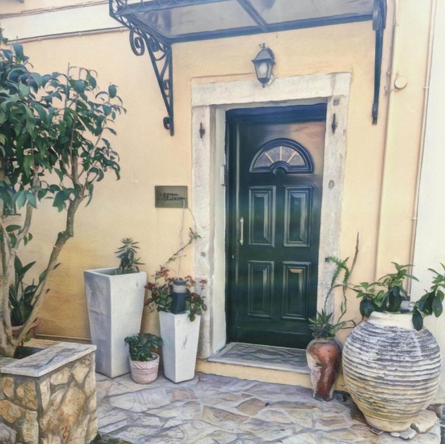 Villa Maxim In Corfu Town Anemomylos Exterior photo