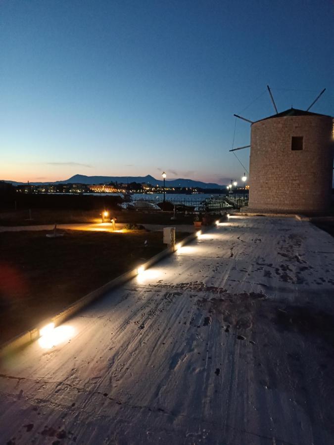 Villa Maxim In Corfu Town Anemomylos Exterior photo
